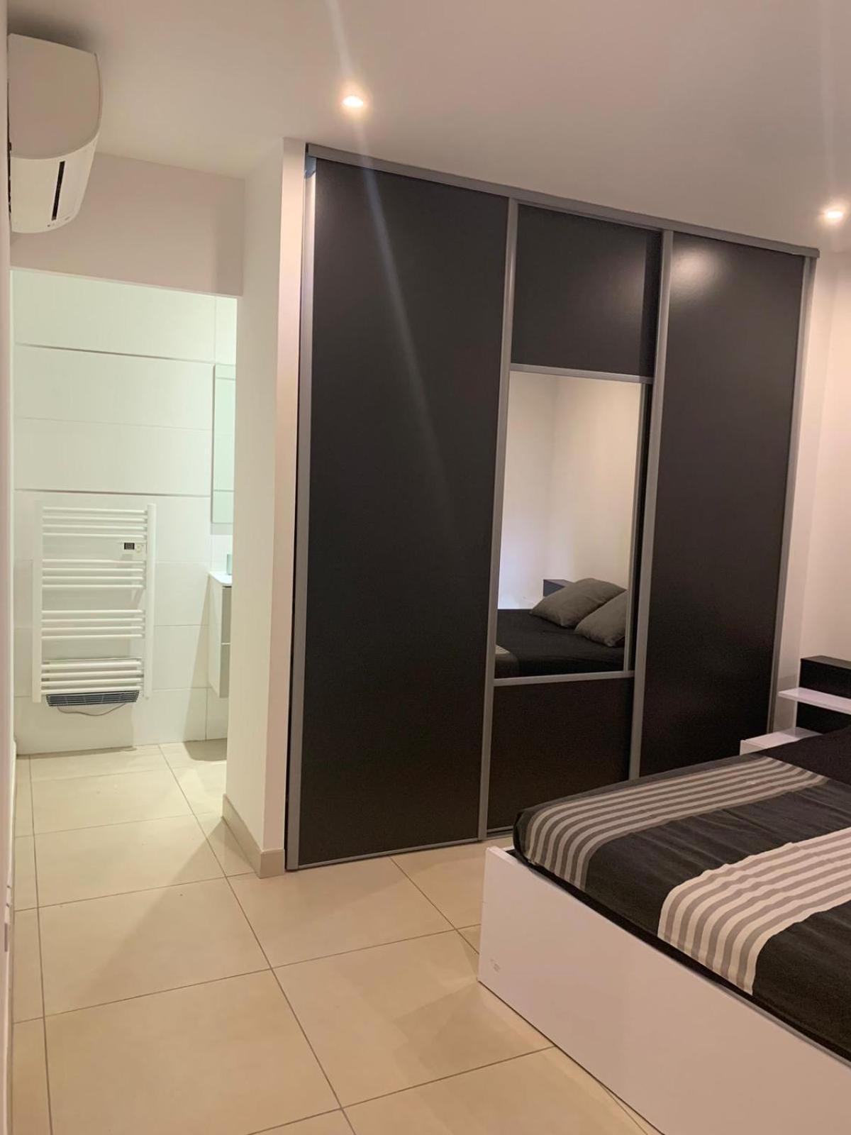 Luxueuse villa avec piscine région PACA La Seyne-sur-Mer Esterno foto